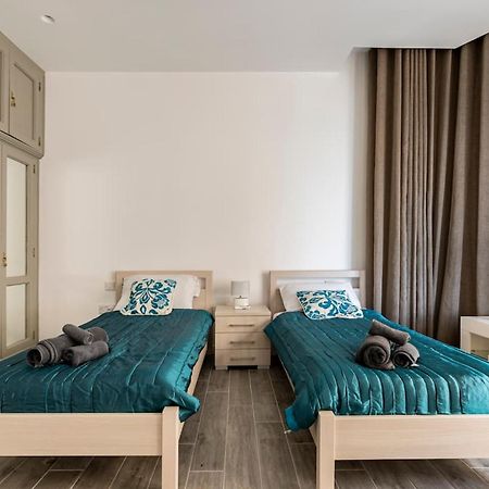 Sea View Luxury Haven Living & 3Bedrooms Seafront Sliema Eksteriør billede