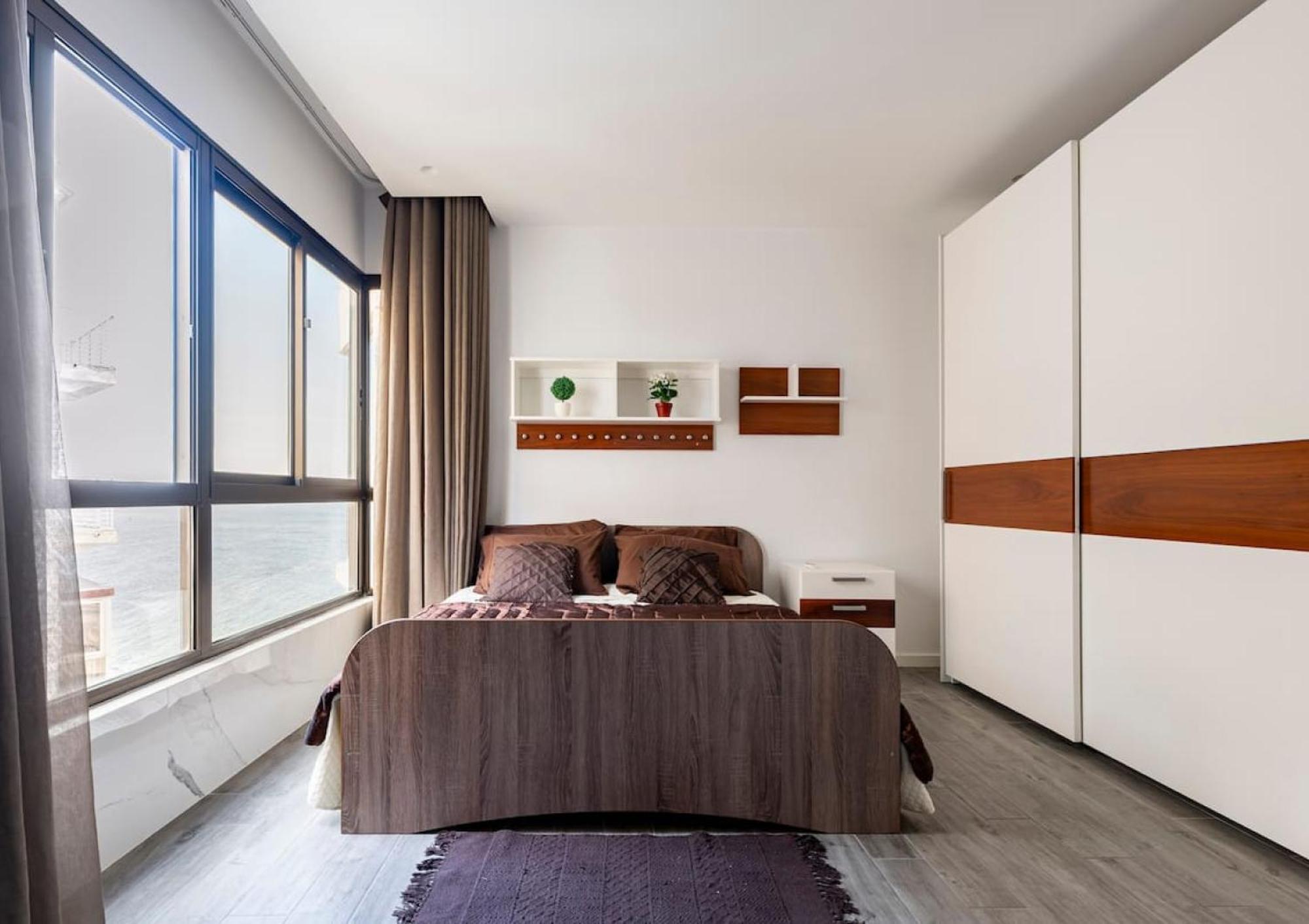 Sea View Luxury Haven Living & 3Bedrooms Seafront Sliema Eksteriør billede