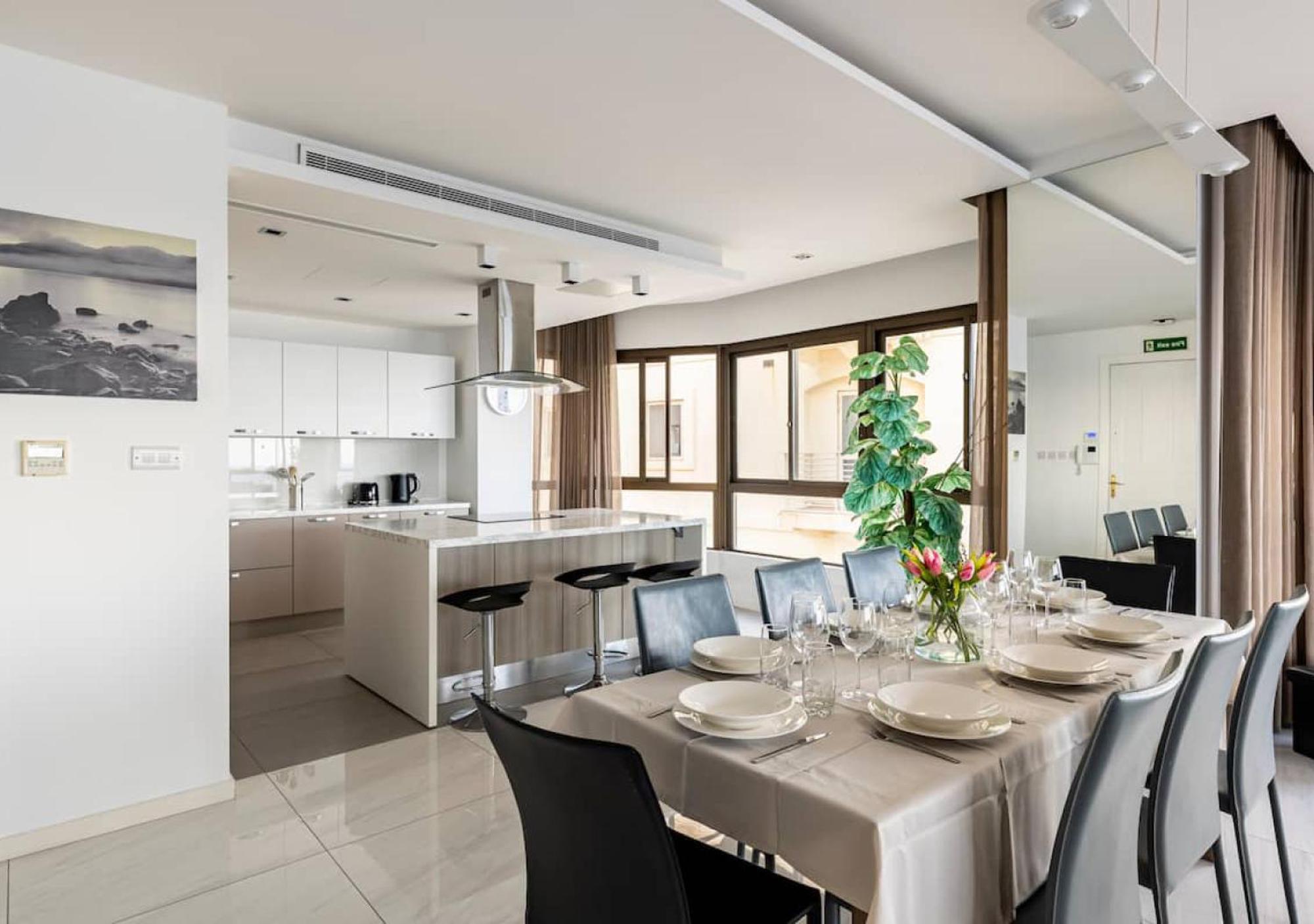 Sea View Luxury Haven Living & 3Bedrooms Seafront Sliema Eksteriør billede