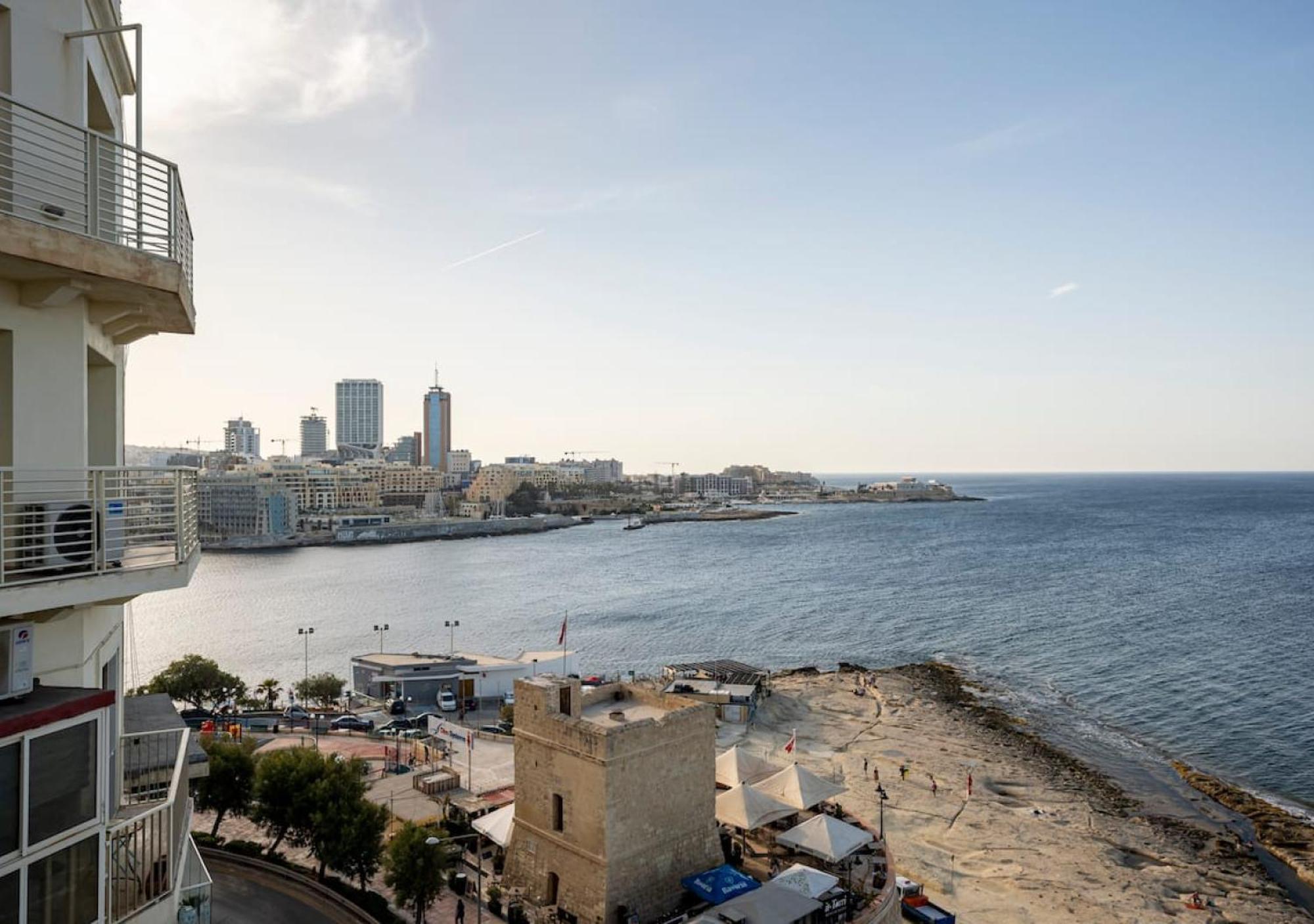Sea View Luxury Haven Living & 3Bedrooms Seafront Sliema Eksteriør billede